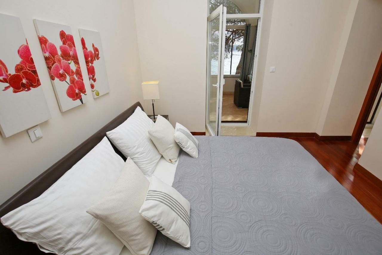 Seafront Beach Apartment - Directly At The Beach Zadar Ngoại thất bức ảnh